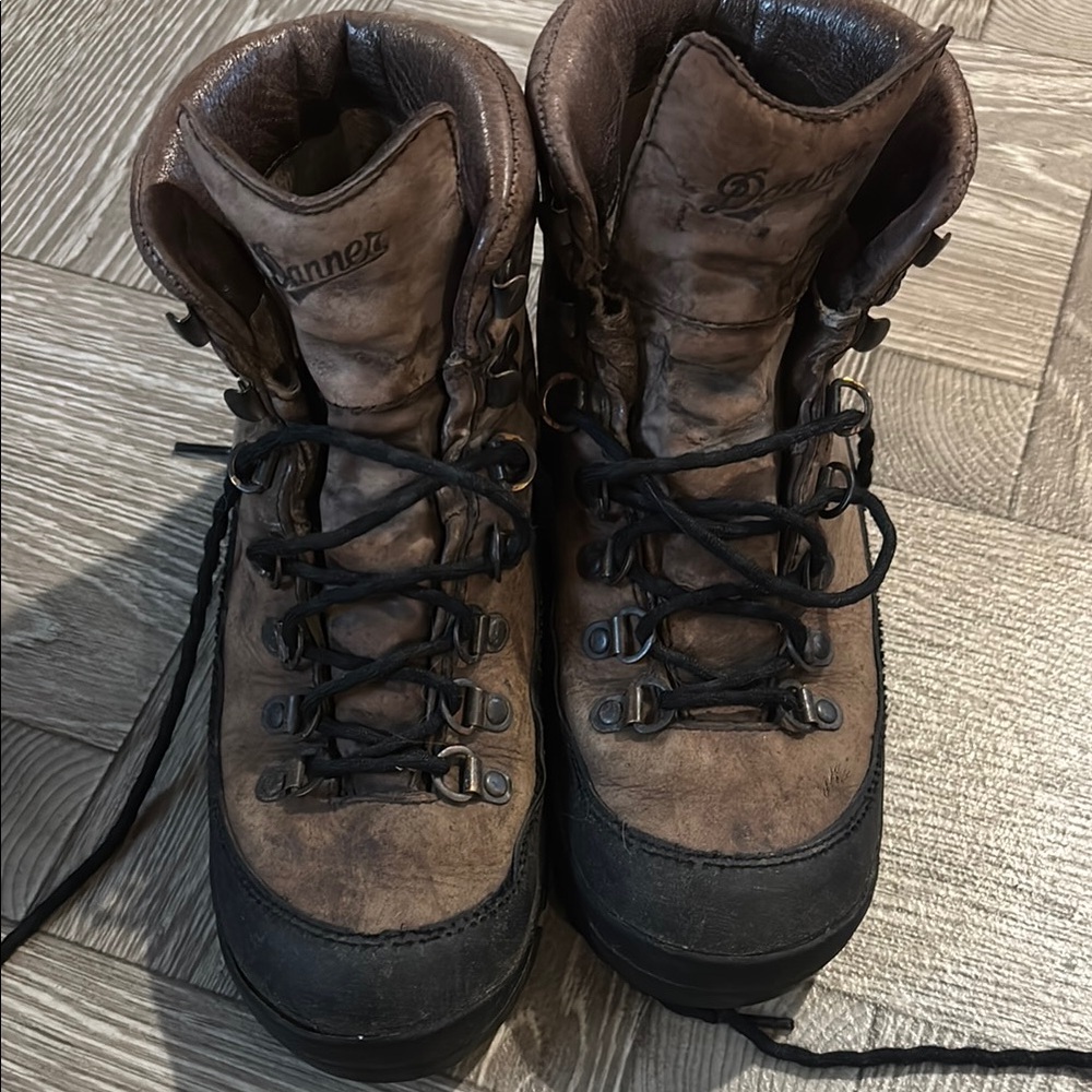 Danner Women Brown Leather Hiking Boots